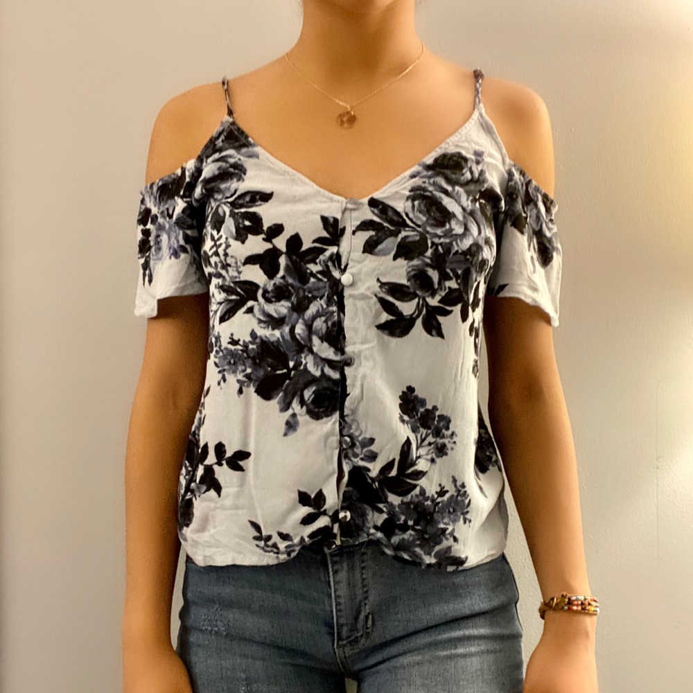 Kendall and Kylie floral top